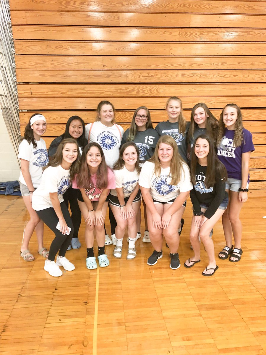 Congrats on making the JV team ladies!!! Looking forward to a great  season!! 💕🏐