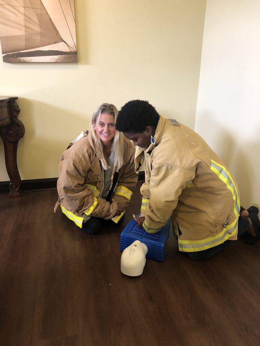 dointhemost2020's tweet photo. Ah ah ah ah stayin alive in PBC...thanks to our amazing public safety personnel! ⛑🔥👩‍🚒👨‍🚒👮‍♀️👮‍♂️🚨🚔🚒🚑🚓 #emojisgalore #dointhemost2020 @leadershippbc https://t.co/AubJAx96Zt