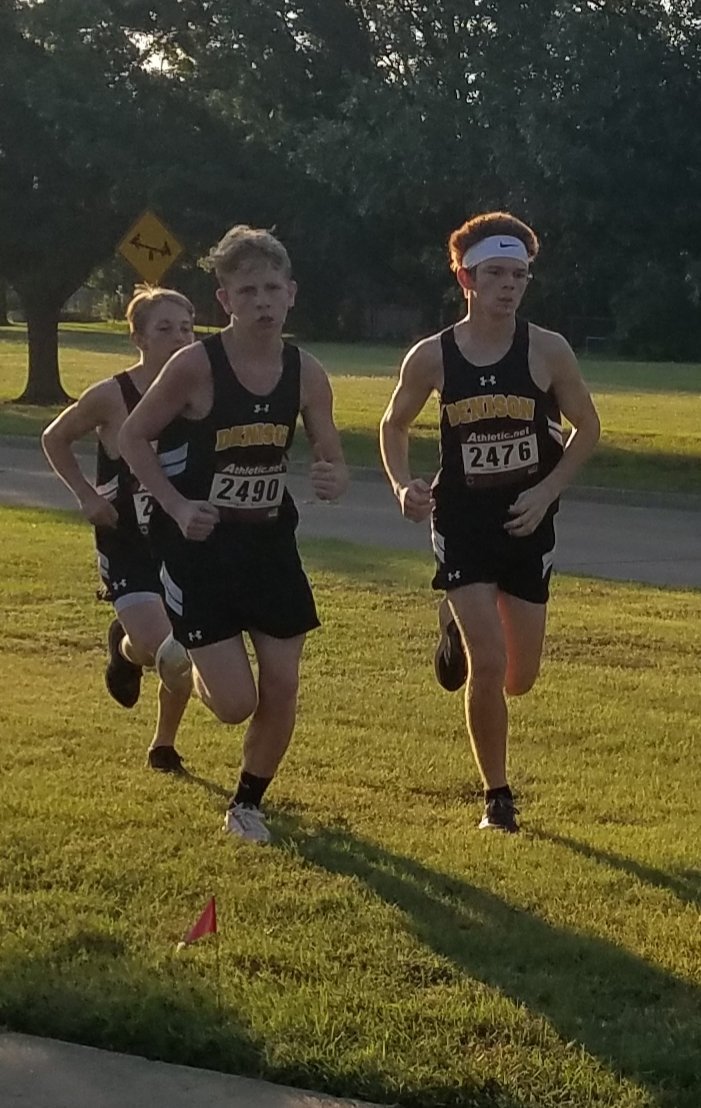 CrossDenison's tweet photo. Great start to the season. Competing at the Little "d" in Denton. #IGTBAYJ 
#betherun https://t.co/zyCYTc6sM2