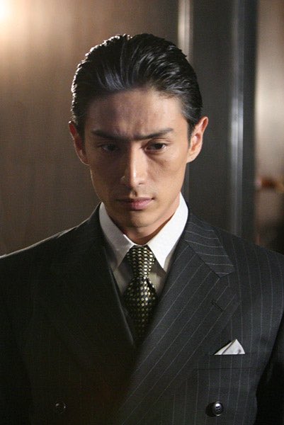 佑紀 Pa Twitter わたしの推しは 同じドラマで 同じ役やってる サイコパス顔がすきなのかな キムジェウクも伊勢谷友介も イケメンすぎ ご馳走さまです