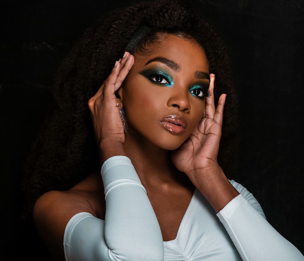 TheMJBeauty's tweet photo. This is the look I’m entering the Sacha competition with...video coming soon 👀 #malikajosephbeauty https://t.co/wchvYo5raw