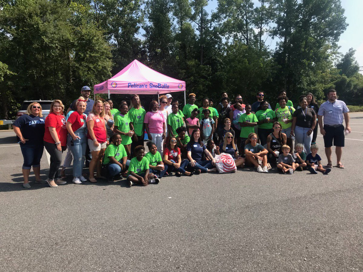 BTS shopping event with Gaston County Jaycees this morning! With more than 100 kids, parents and volunteers it was a great time... including SnoBalls! #T2565 #teamtarget #BTSprep #Pelicans #Yummy #redanddenim #volunteerism #community <a href="/KatStolle1/">Kat Stolle tgt</a>