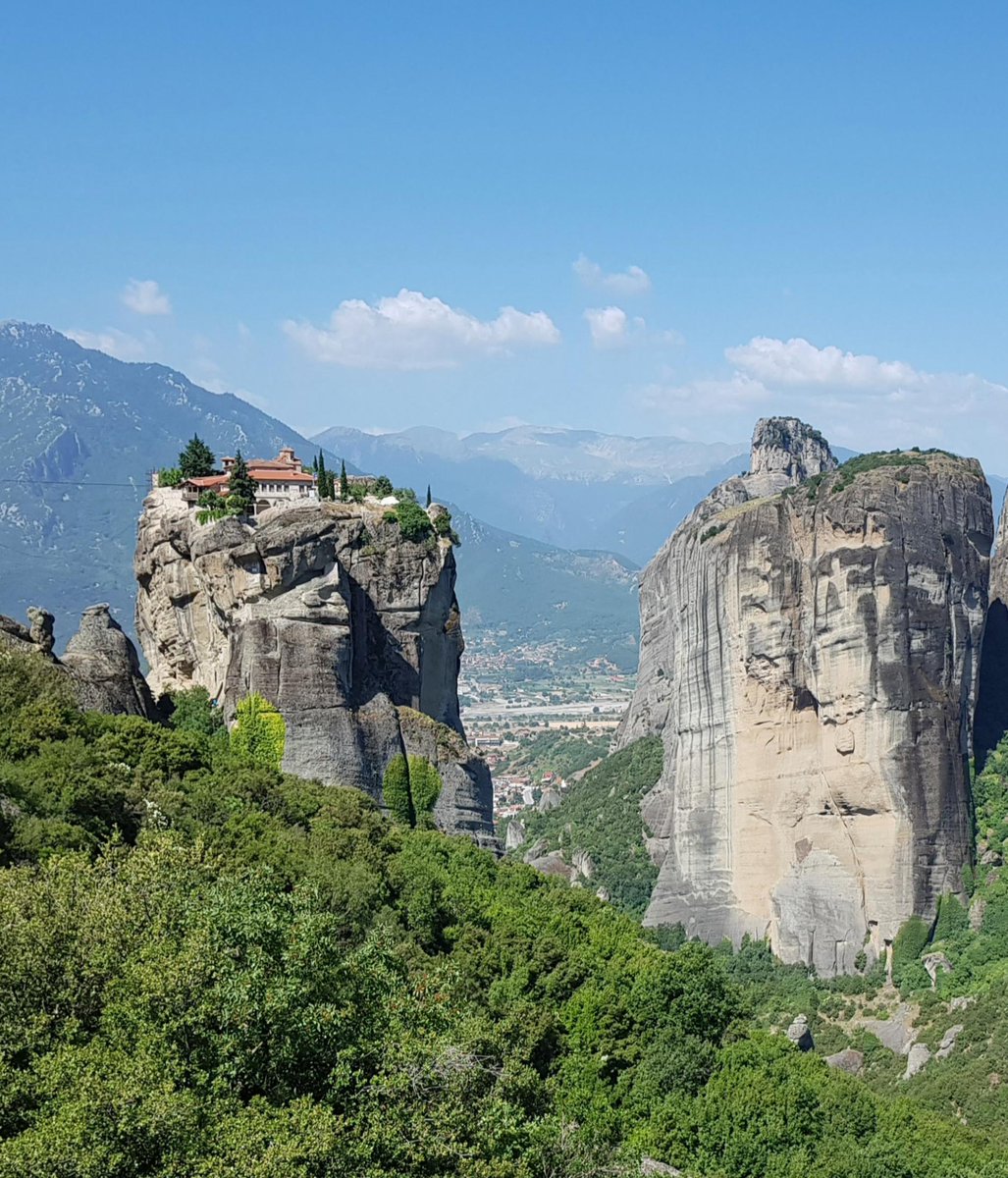 TravelReadyCo's tweet photo. #TravelReady for a monastery visit in Meteora, Greece.  Just how am I gonna get up there?  https://t.co/dv3pzNw9IX

#travel #traveler #traveling #vacation #tourist #wanderlust #f4f #photography #instago #holiday #followme #TravelReadyCo  #travelpics #travellife #Meteora #Greece https://t.co/ZrOIdNYT0P