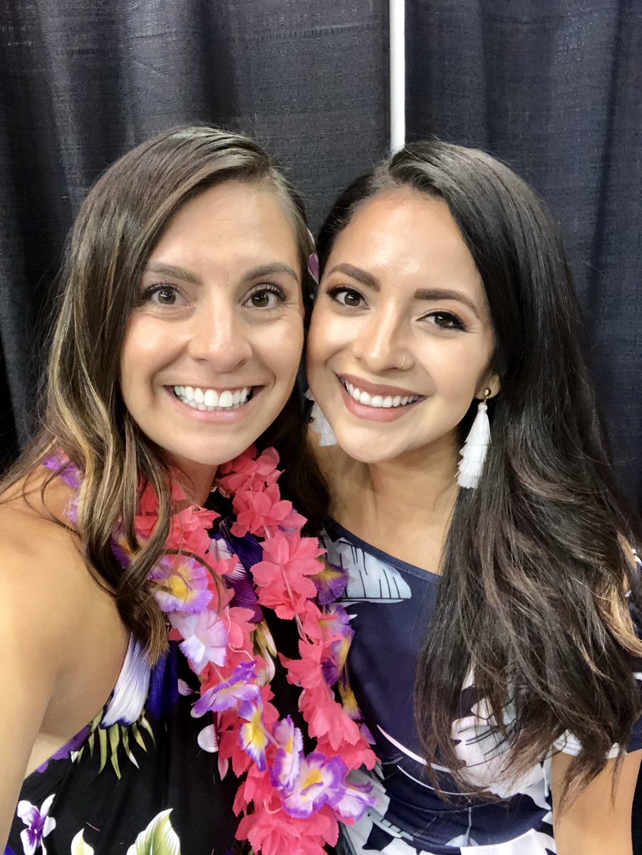 Figure14's tweet photo. We had a wonderful time last night at #AggiesInParadise. Big thanks to @nicolegomez13 and her colleagues for putting on a great event and also to our amazing babysitter for watching the kiddos. #AggieNight #fundraising #datenight @JMiller_Coach https://t.co/tUUbWWXvww