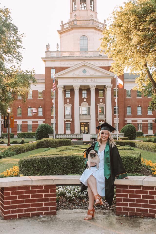 karengoodsell's tweet photo. Thank you @Baylor for giving my girls a wonderful 4 years!! ππ» #SicEm #GraduationDay #BaylorGraduation @BaylorProud https://t.co/8Yjwf5tYoV