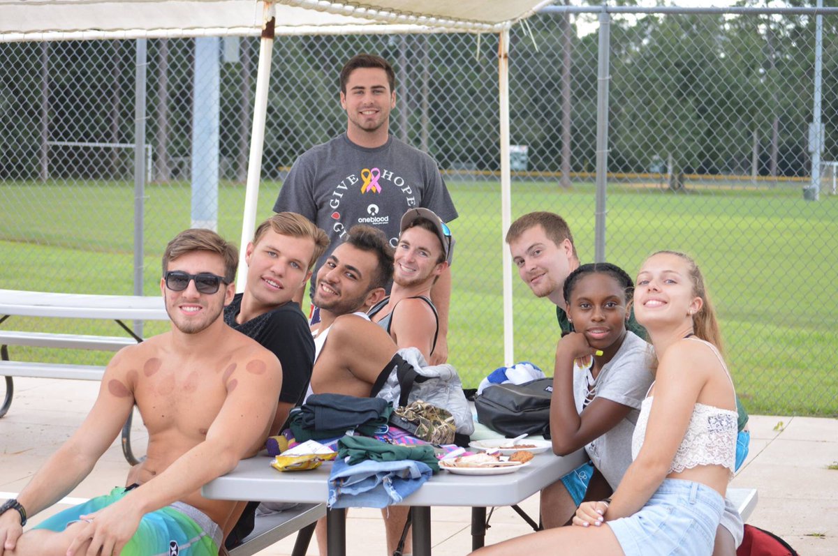 studentlifetu's tweet photo. Throwing it back to last yearâs Pool Party & BBQ đ
Donât miss tonightâs 6th Annual Pool Party and BBQ hosted by TUâs Campus Activities Board! FREE to all TU students â¨
Time â° 6:30pm to 8:30pm
Locationđ Butler Mason YMCA
#tucab #tufall2019 https://t.co/OBVYAgaH8Z