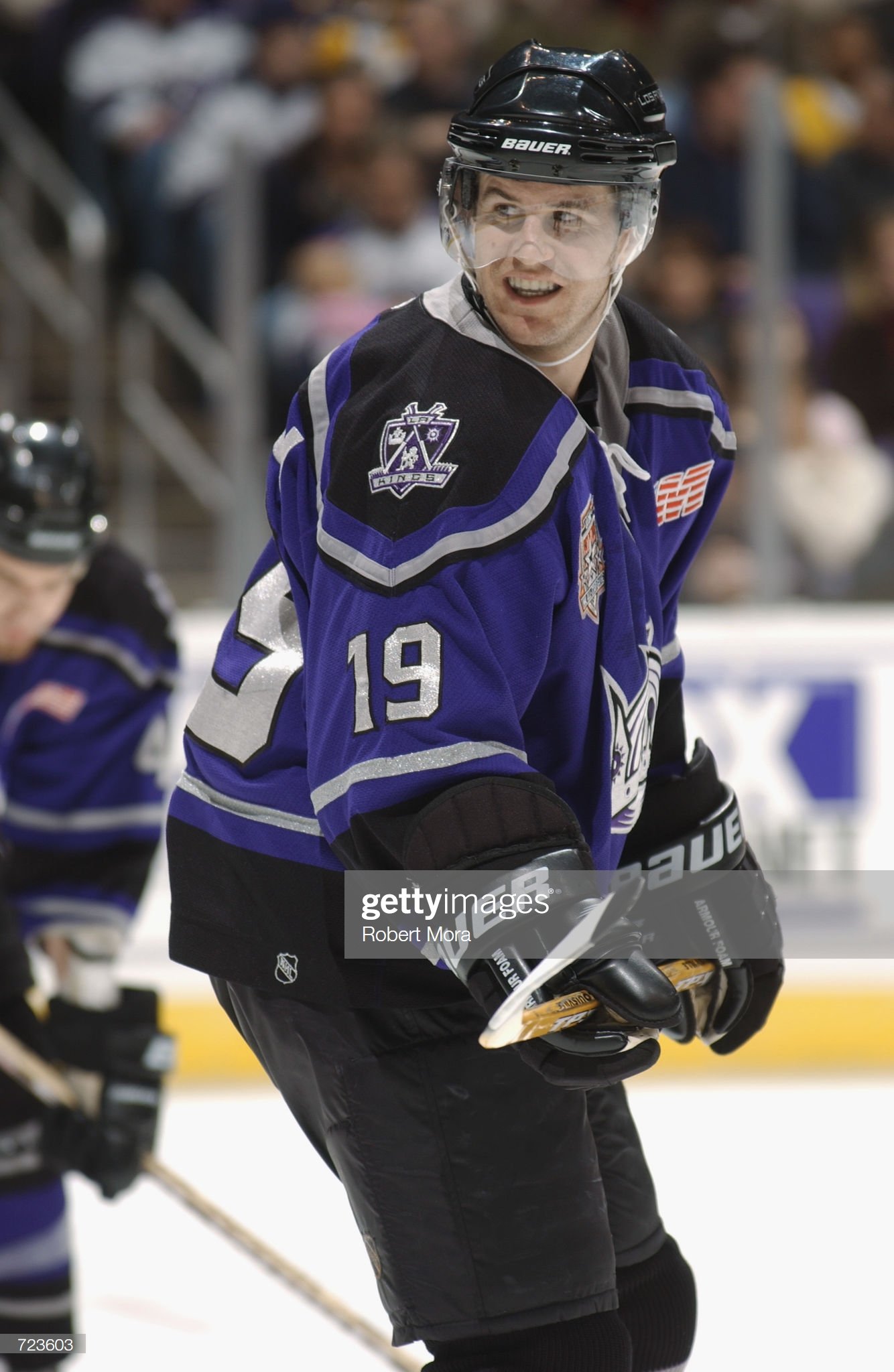 Happy birthday to former forward Nelson Emerson, who was born on August 17, 1967. 