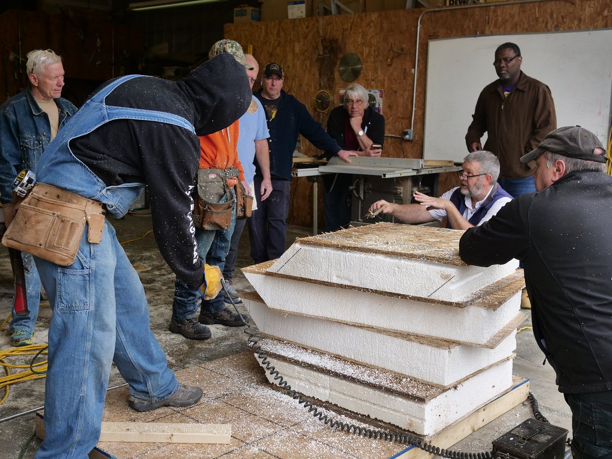 SIPschooltweets's tweet image. We've got a few spots left for next week's Installation for SIP Pros class - can you join us?
ow.ly/UVho50vAnKb
#SIPschool #StructuralInsulatedPanels #BuildingwithSIPs #SIPConstruction