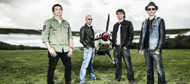 hoy_navarra's tweet photo. ¿Buscas #Planparahoy? @NavarraSuena con @vuelo505oficial en el Meson de Caballo Blanco
📆 Jueves 29 agosto
🆓 Gratis
🕙 20.00
📍 Calle Redín https://t.co/cTN9Ez4FKC
