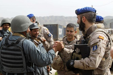 EgfObserver's tweet photo. The European Gendarmerie Force has been created by EU countries with gendarmerie-type forces (police forces with a military status) in order to provide police / law enforcement capabilities in peace support operations (outside the EU) under EU, UN, NATO, ad hoc aegis #Eurogendfor https://t.co/y8WgUgSygs