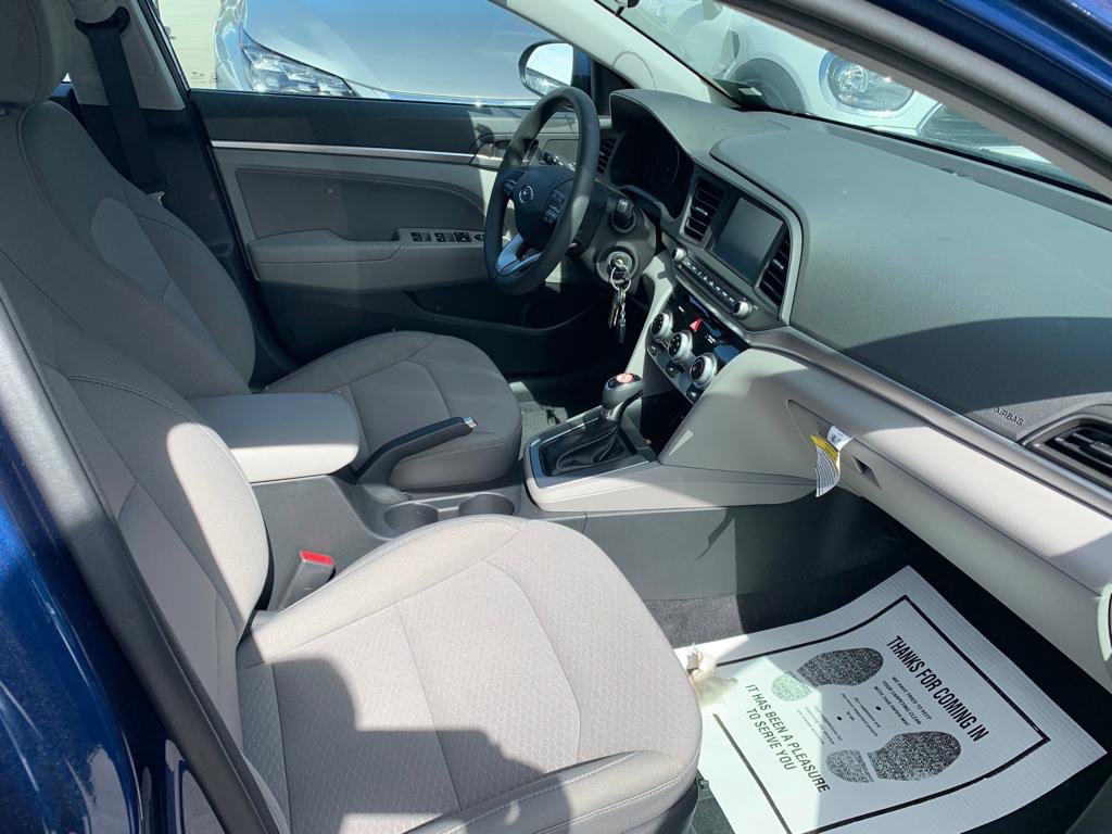 PerformanceAu18's tweet image. 🔛HYUNDAI ELANTRA 2019
📲787-362-7636 📱Miguel Ortiz 
🚩Millage 6309🚩Cylinders Inline 4🚩Comb MPG 33🚩Total Seating 5
🚩Base Engine Size 2.0 l
🚩Valves 16
🚩Base Engine Type Gas
🚩Warranty 5 yr./ 60000
➡️Aceptamos trade in con o sin deuda
#hyundai #elantra #performanceauto