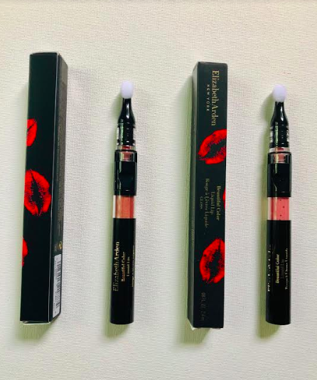 davelackie's tweet photo. When I showed today's luxe beauty giveaway on Cityline, the audience was fascinated with the applicator design. It's Arden's Beautiful Colour Liquid Lip Gloss in 'stardust' and 'gone pink'. To enter, follow @davelackie &amp; RT https://t.co/v6Oc2tqwYJ