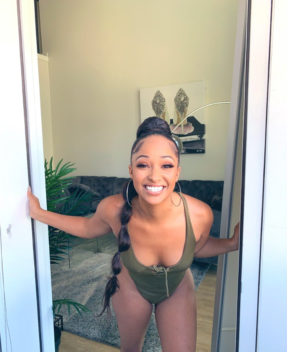 simplykennedy_'s tweet photo. When your haters think they can come in and fw with your energy 😂 👑 https://t.co/W1UiW8lmea