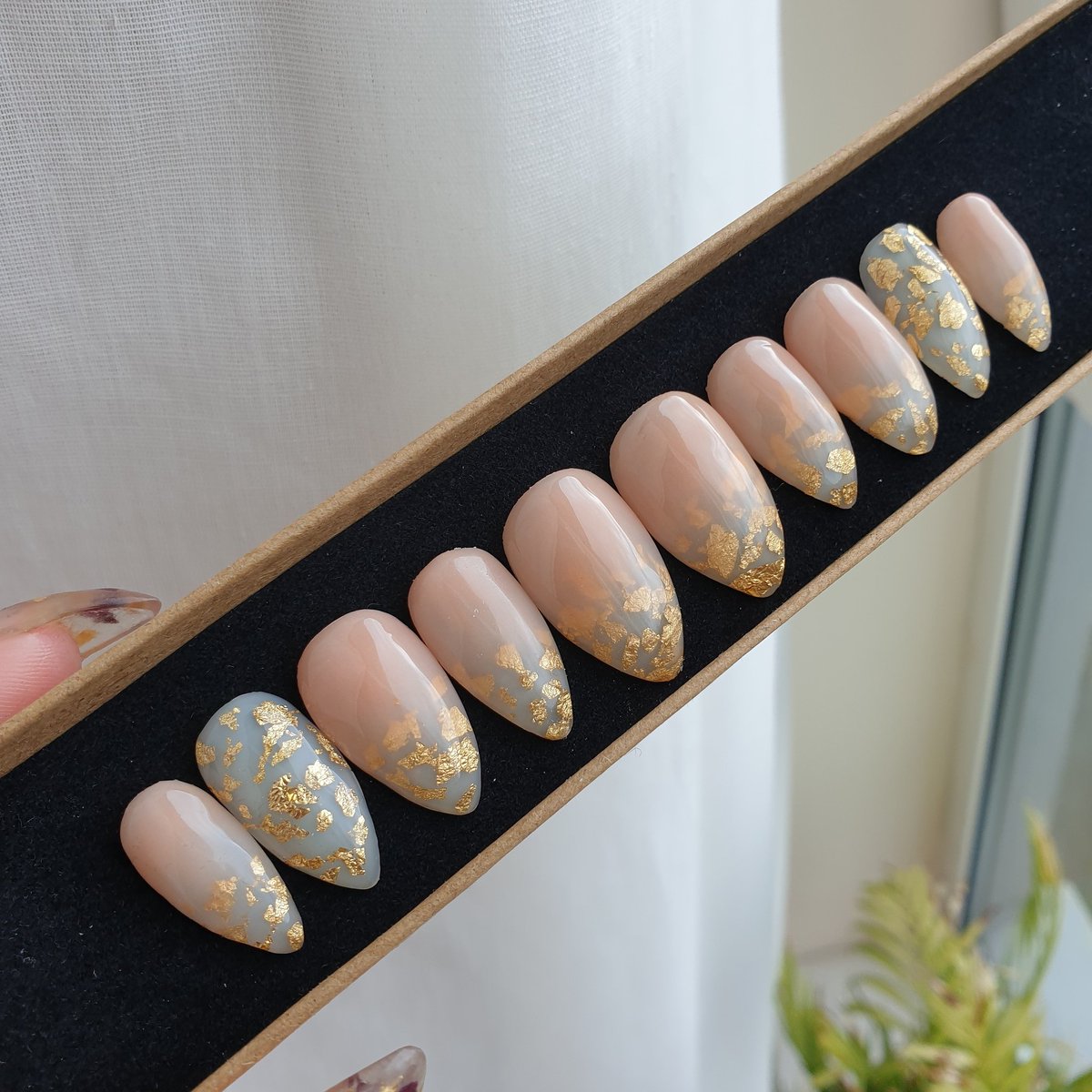 GoldenANails's tweet photo. Been MIA for a hot second!
But look how beautiful Gold Standard is in all the different shapes!
Gold foil: @HouseOfSparklez https://t.co/QEg76LMNO6