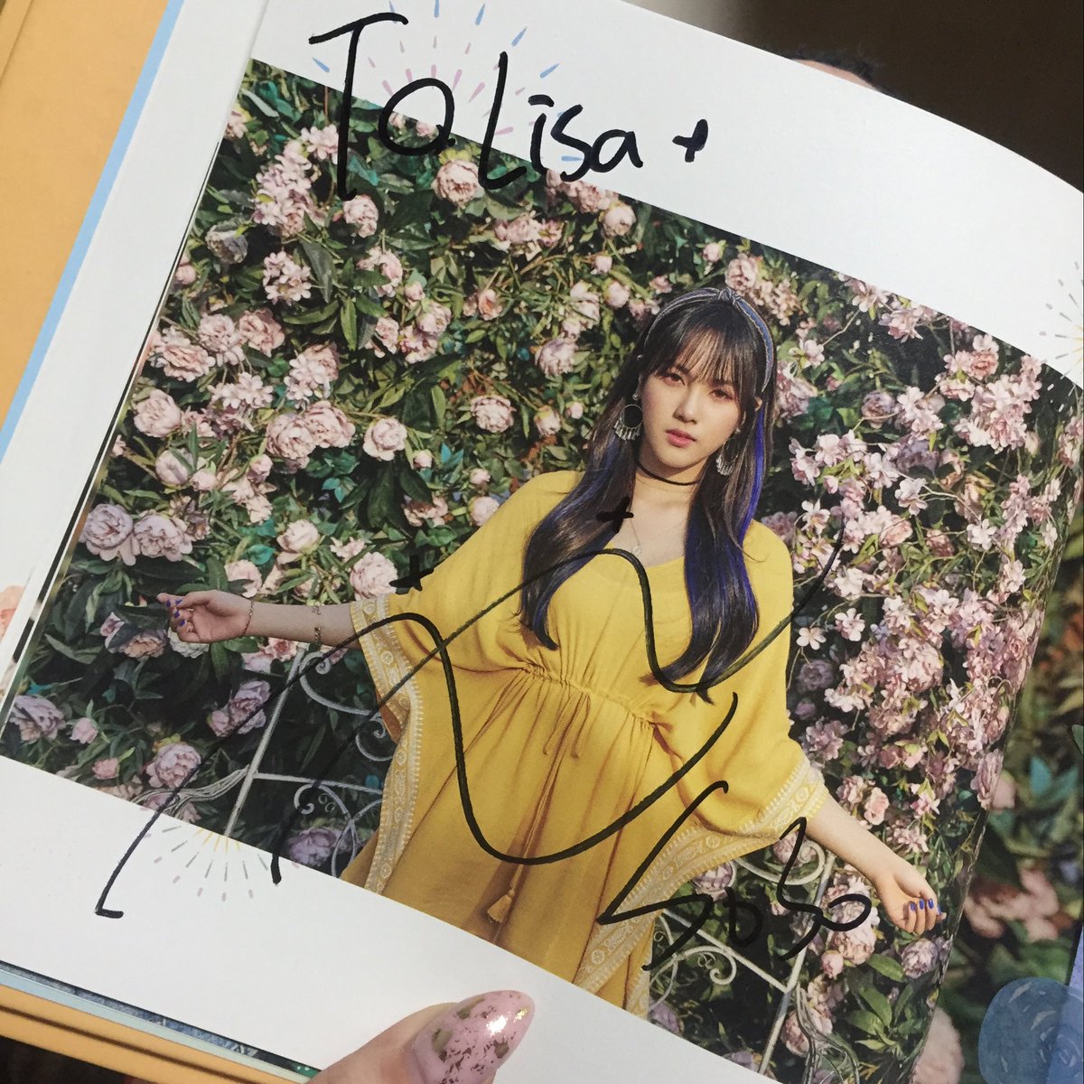soso greeted me by saying my name without looking at the album again  she’s the best at remembering fans’ names. her memory is amazing...