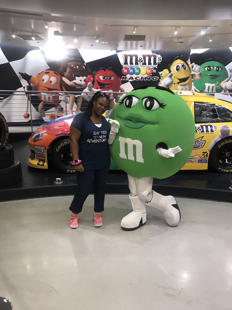 KatrinaJovan's tweet photo. Goodbye, Vegas. Thanks for another amazing trip with my fam. I’m going going back back to Cali Cali. https://t.co/fe0J0pLNKC