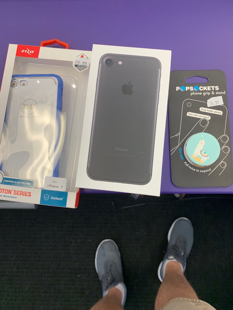 craftcom's tweet photo. Happy birthday Riley hope you enjoy your upgrade to the iPhone 7 from #Metrobytmobile https://t.co/s0QD6QN3TX