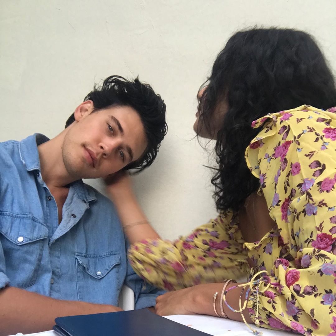 VAHNews's tweet photo. "HAPPY BIRTHDAY 🎂🎁🎈🎉 to my love, my other half, my constant Inspiration and supporter. My best friend. My everything✨ @austinbutler ✨28 is going to be 🔥🔥🔥" @VanessaHudgens https://t.co/sxggsshh6R