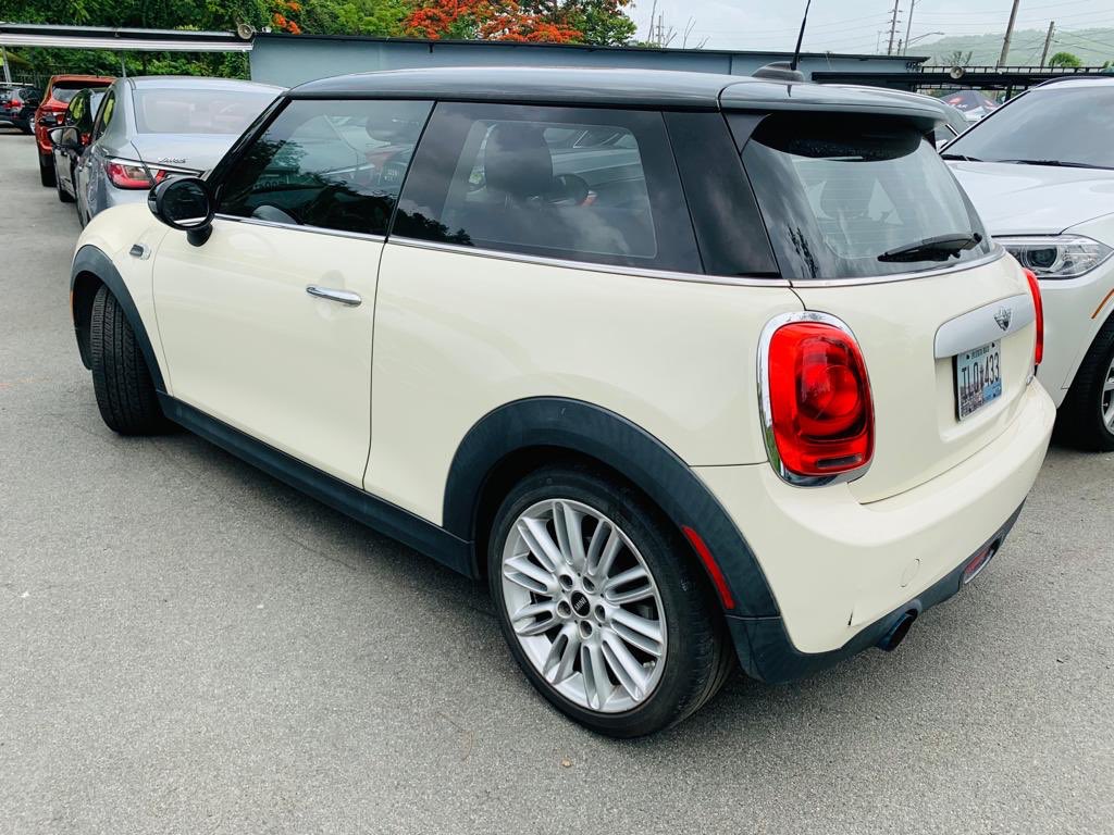 PerformanceAu18's tweet image. 🔛MINI COOPER 2015
📲787-362-7636 📱Miguel       🚩Millage 44200
🚩 Engine Type Gas
🚩 Transmission 6-speed manual
🚩 Drive Type Front wheel drive
🚩 Cylinders Inline 3
🚩 Combined MPG 33
🚩 Base Engine Size 1.5 l
➡️ Aceptamos trade 
#performanceauto #auto #authority #mini2015