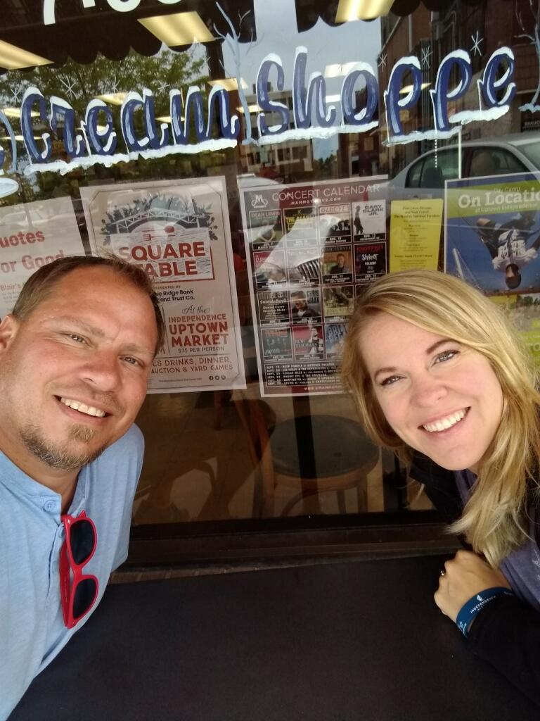 AmandaWitting's tweet photo. Happy to be building connections and #community at the #CityOfIndepMO farmer's market. From participating in discussion about the Truman Connect project, to buying produce and @Chiefs gear, to enjoying some Dave's Bakery and Deli, I'm happy to #livehere #workhere and #carehere https://t.co/mBI9TyAol7