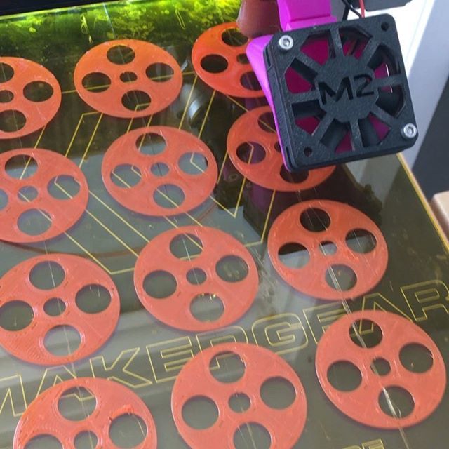 ChiefBrngRbr's tweet photo. #3dprinting #bakersfield #Androids3d @ninjatek3dprint @makergear https://t.co/oPwUhqQHbA https://t.co/GpE7MYOfBI