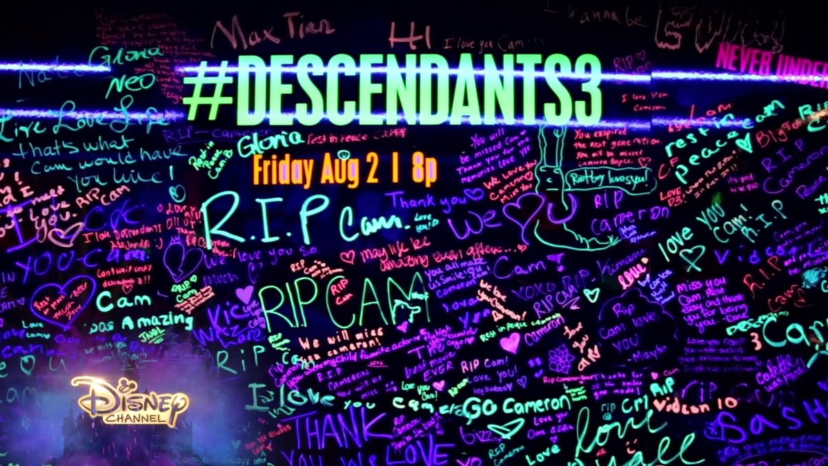 addictedtotim's tweet photo. That's so beautiful❤️🖤 #CameronBoyce #cameronboycerip #RIPCameronBoyce #vidcon2019 #Descendants3 https://t.co/AkxmStLB8V