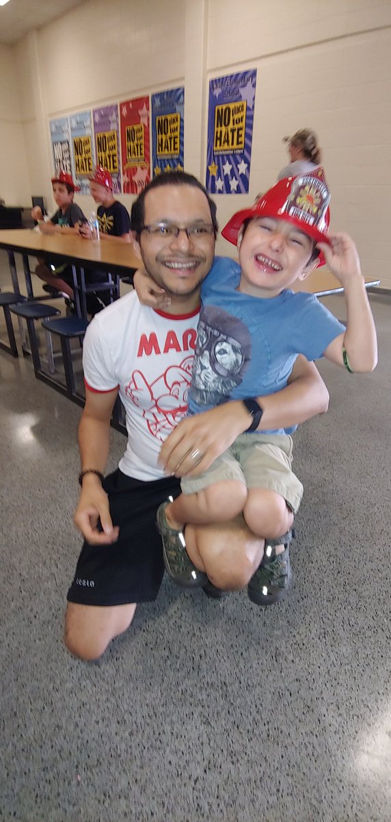 KaiserKISD's tweet photo. We are READY for an amazing 19-20 school year! Our 4th annual BTS ride was a hit! Wouldn't be possible w/o our teachers &amp; staff and @NW_VFD  leading the way! #kaiserfamilia #KleinFamily https://t.co/jjJrR6e8WZ