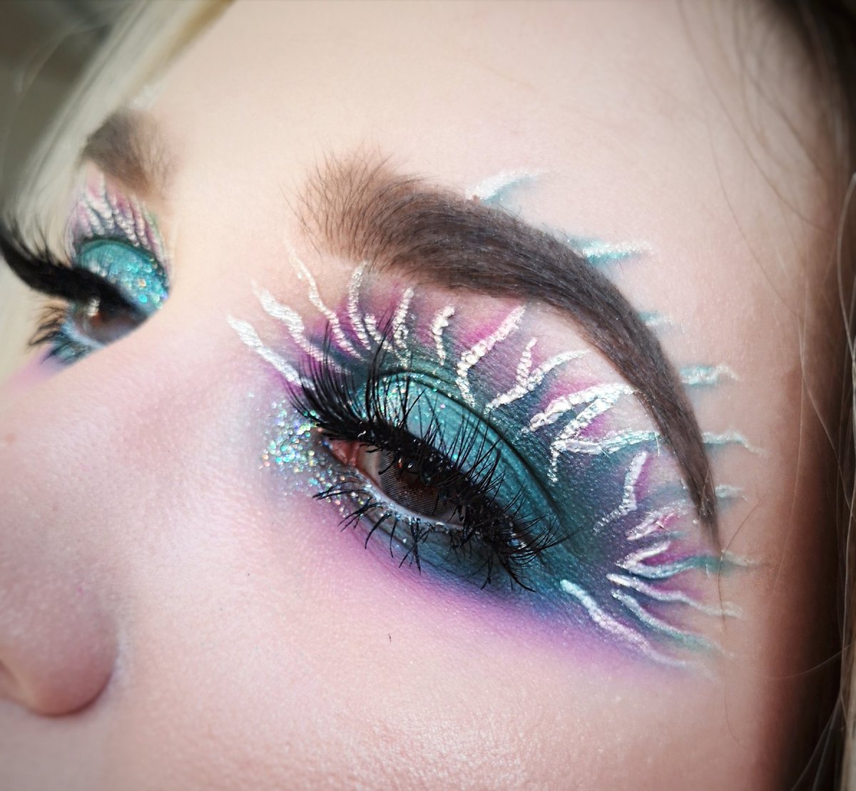 MakeupMgale's tweet photo. @ColourPopCo Hi @ColourPopCo #ColourPopKnowsHowToParty https://t.co/uFObpEWIfc