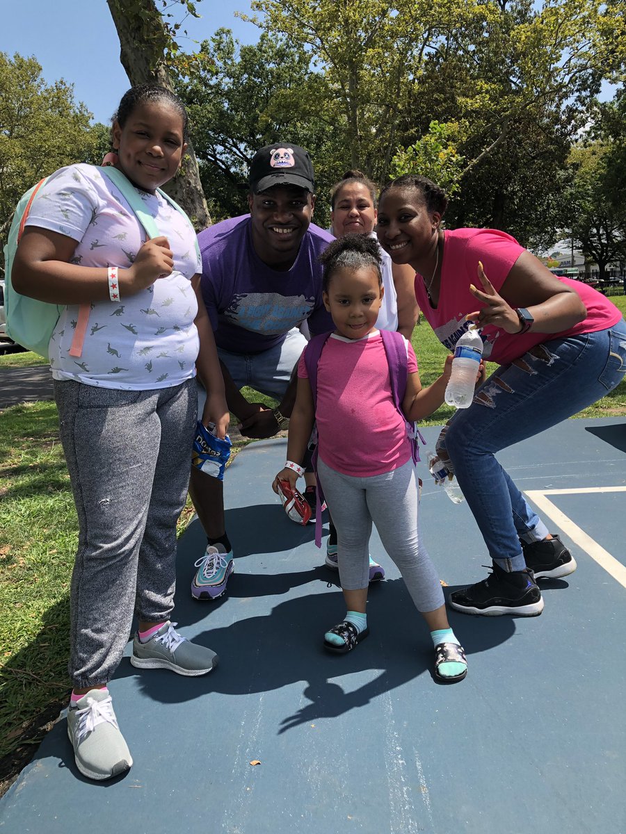 s_gibbs11's tweet photo. Gave away 100 FREE book bags to kids today! HUGE thank you to @ConnectOneBank for helping make this event more than possible!! Shout out to my big brother @TeamTOC_ICE and the AFATO team for giving back to kids from all over New Jersey❤️🙏🏽‼️ #AFATO #TeamTOC 🏆 #ABetterPlaceToBe https://t.co/iQTlRLdPon
