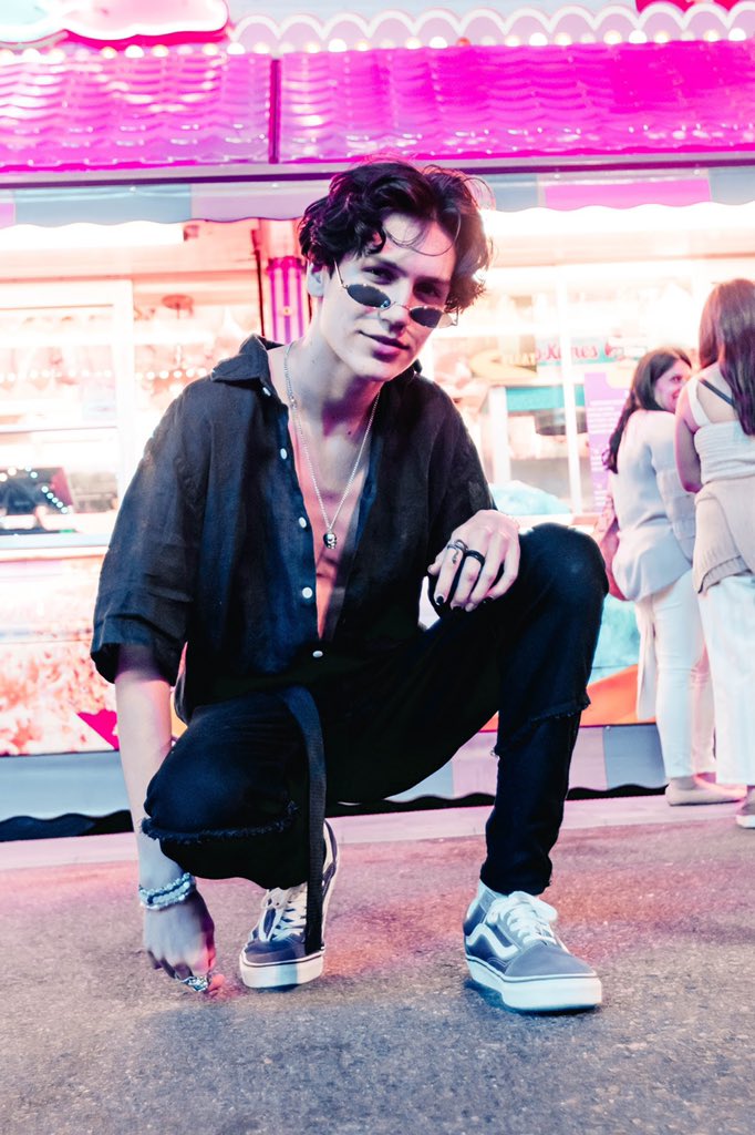 xhuddy's tweet photo. 💕 https://t.co/vSxk2gGvlF