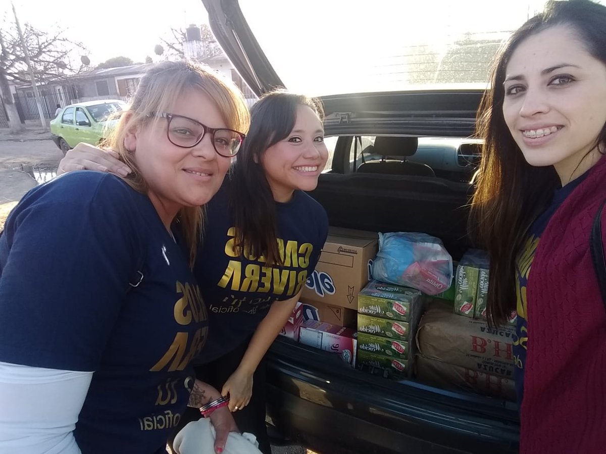SolotuCBA's tweet photo. Llegó el día CÓRDOBA #CampañaSolidaria para el Merendero @tumano_cba
Gracias a todos los clubes por su participación, los chicos felices 😍
@ClubSoloTu_Arg
@Fonsi_FielesCba
@UniversoAxelCba
@LazosChayArgen
@dbcordobasma
@Bauteenlasangre
@Gritodeguerraar
@FCAngelDorado https://t.co/lrfaEiFnL8