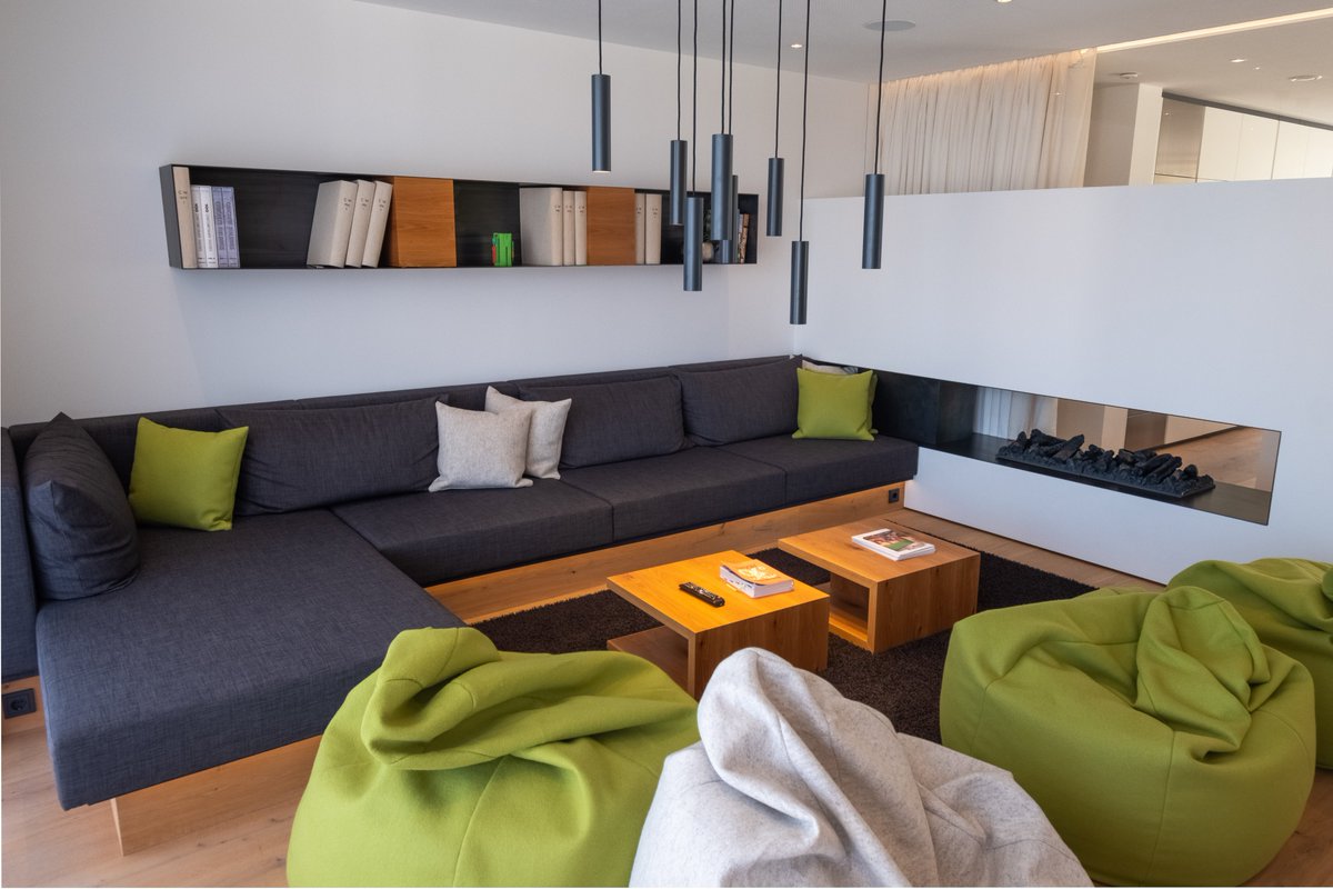 ottomate's tweet photo. It's our last night staying in this amazing @loxone Show Home in Austria. 🏡

#loxone #smarthome #homeautomation #austria @LoxoneUK https://t.co/A7LKovaS9K