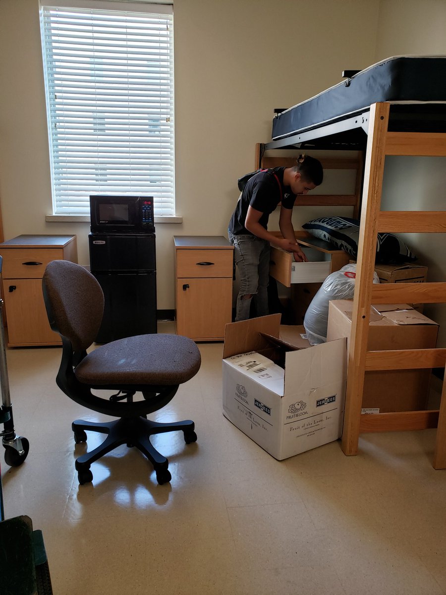 MariaOrtega1930's tweet photo. Early move in WT! I cant Express how proud of my brat I am! But one who fights everyday to be successful and never gives up makes me so proud!@zelites1 @806hssc @ahigley @AD8Training https://t.co/t9amd8Oiyi