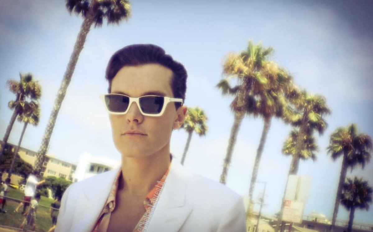 LukesDomberto's tweet photo. What a king ( PT 2) 🔥🔥🔥

#lukebaines #shadowhunters https://t.co/b17tlbkaSI