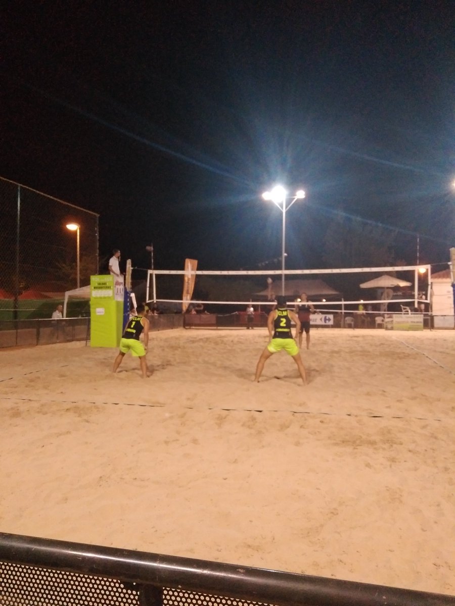 GRUPO D
22:00

ADV Miguelturra/-CLM
CVP Arenys/-CAT
18-21;15-21