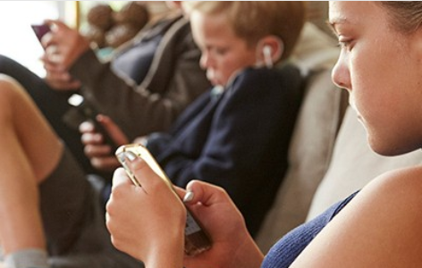Our Privacy Risks and Harms Report identifies the risks kids and students face as they engage online, and identifies ways parents and educators can choose products that best protect young consumers. 
comsen.se/2TGlMtY #privacy #onlineprivacy