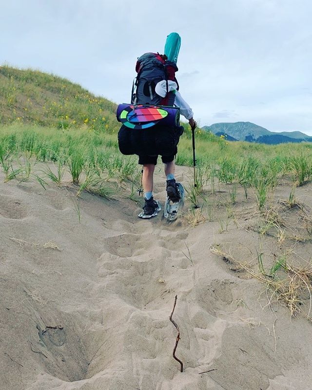 CCnDoc's tweet image. Way Up There! 🎒⛰🙏 #SandDunesSoiree #LifeOver50Series #CCnDoc #LifeOver50 #Over50Influencers #LocalInfluencers #BackcountryCamping #BackpackIng #BestCampingEver #SandDunesNationalPark #DynamicDuo #AdventureAddicts #OldGalsRule #TagMango @visitsalidaco… ift.tt/2Moe2MK