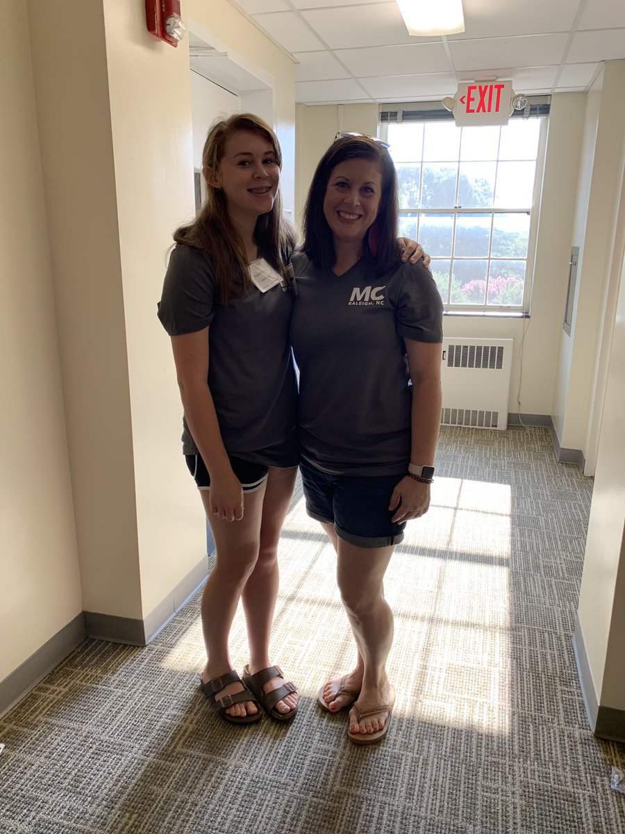stacy_bigham's tweet photo. #MCMoveIn day was fun with my future angel. Remembering my August move in 27 years ago driving into #Wonderland. @MeredithCollege https://t.co/JQYV4wbrNu