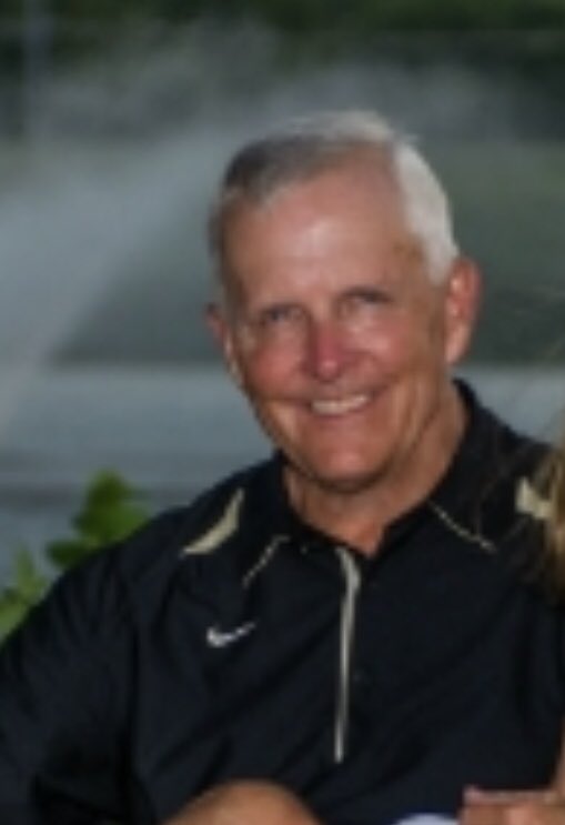 jamiemoore9's tweet photo. The Moore’s 💛🖤 you Coach Rapp!  Praying for a speedy recovery and look forward to seeing you back on the sidelines soon. https://t.co/LtlN7ktF5t