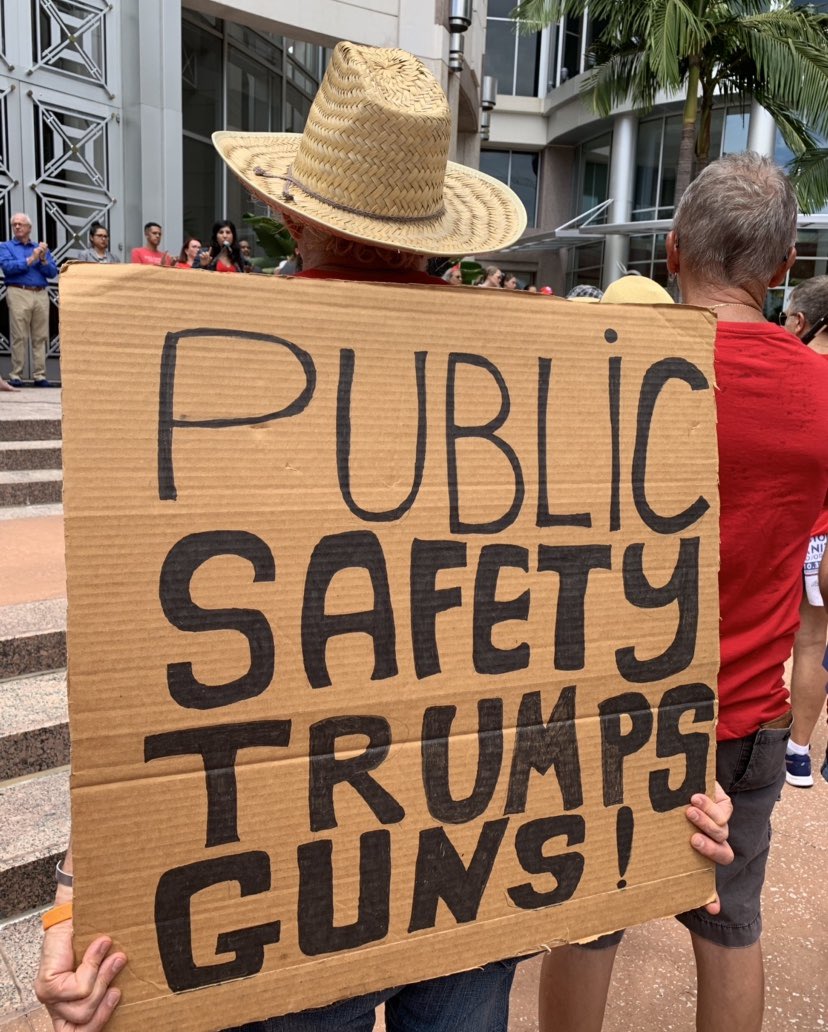 ProfessorBec's tweet photo. Signs from #Orlando @MomsDemand #RecessRally 

Time to wrap up your vacation US Senators including @marcorubio @SenRickScott @senatemajldr and vote on #UniversalBackgroundChecks and pass #RedFlagLaws https://t.co/9oyPaQMbjD