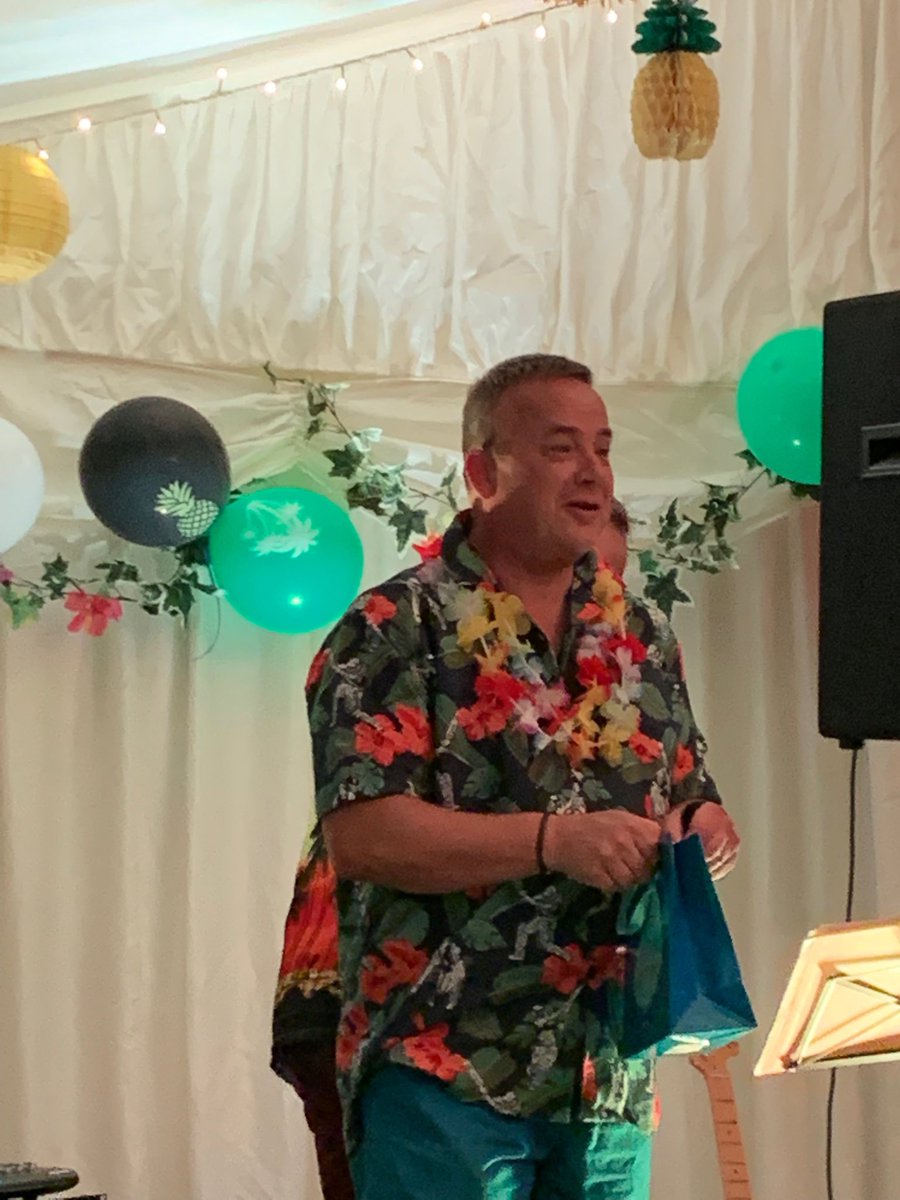 srodgers2000's tweet photo. Bet you didn’t know Tom Hanks was in Clanfield tonight!! https://t.co/h9Ae9eNDyt