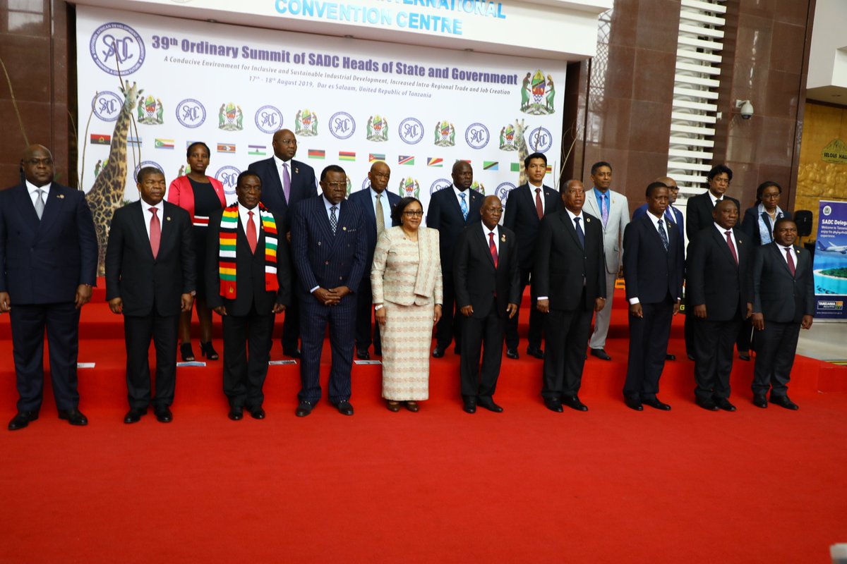 SADC_News's tweet photo. #SADC Chair H.E. @MagufuliJP urges the international community to lift sanctions imposed on Zimbabwe, noting that #Zimbabwe has opened a new chapter &amp; it is ready to engage with the rest of the world #39thSADCSummit @foreigntanzania @edmnangagwa @EdgarCLungu @PresidencyZA https://t.co/gtWt40Hsb4