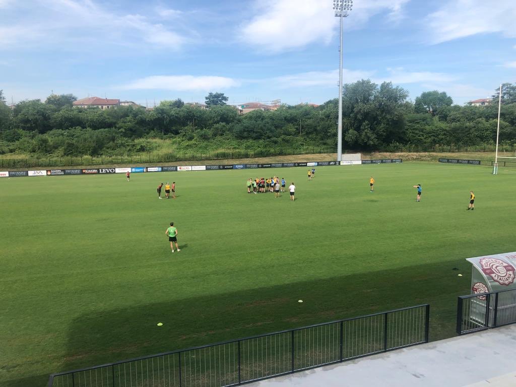 dulwichrugby's tweet photo. Fantastic to be at @VeronaRugby Academy; wonderful facilities, lovely weather and great to get prepared for the season ahead. Huge thanks @msgtours for all the help and support getting here!! ⚫️🔵 https://t.co/EtZMLrvQKI
