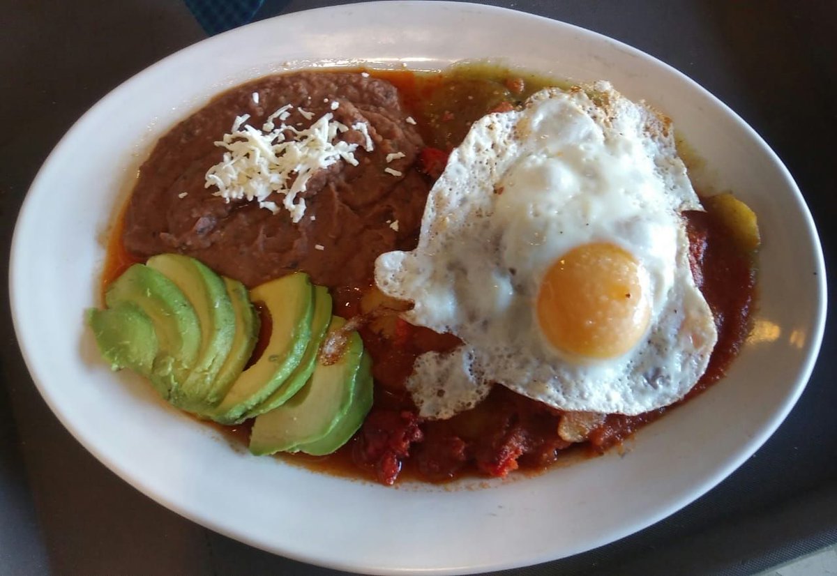 LaCadenciaL's tweet photo. Y ustedes, ¿Ya desayunaron? ☕🍳💚
Qué esperan para deleitarse con nuestros #RicosAlmuerzos, ya sea acá o en casa, tenemos servicio a domicilio 😉 🚴 555664-9032 555264-2985
#LlameYa #SuLoncheriaAmiga #ComaRico #PedaleandoDeGusto https://t.co/HWtqkOFtVv