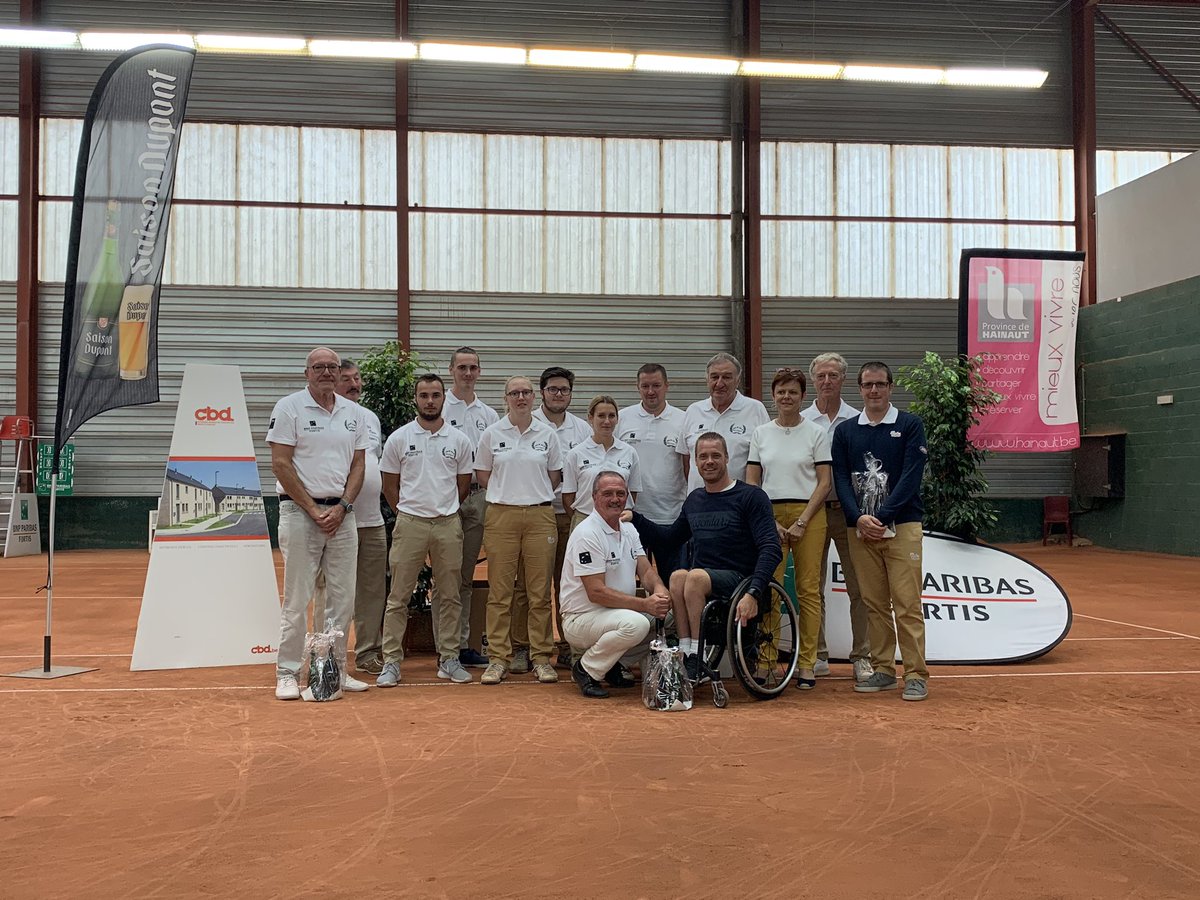 MaikelScheffers's tweet photo. Singles and doubles CHAMPION! Singles title nummer 3 in 2019🏆🥇#athopen #itf #knltb #nocnsf #teamNL #YonexBenelux #Quick1905 #GoAmerika #happy https://t.co/Dzway8AIK7