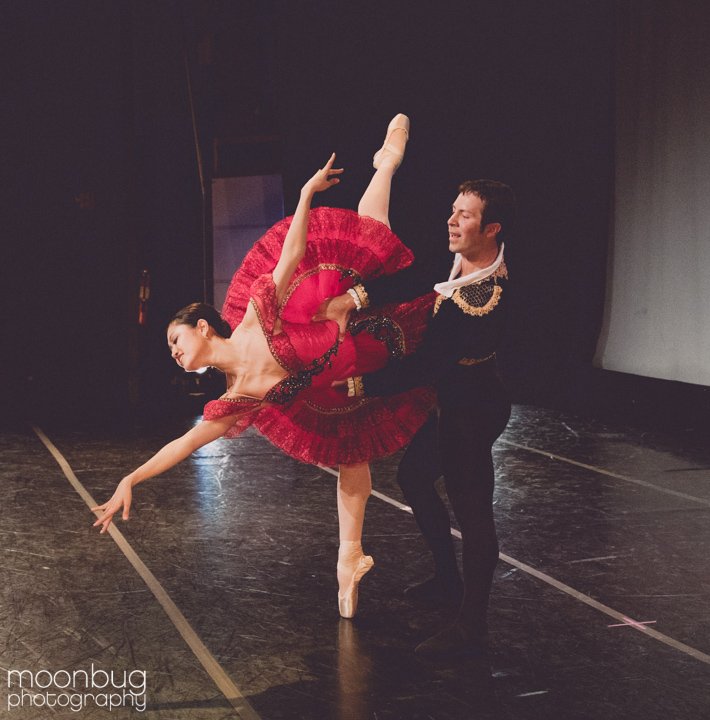 Come see Indianapolis Ballet at Indy Fringe Festival this week!! Beautiful Performance everyone!! Yoshiko Kamikusa and Chris Lingner in Don Quixote Pas De Deux at The District Theater. 

indyballet.org/indyfringe/
indyfringe.org/indyfringe-fes…