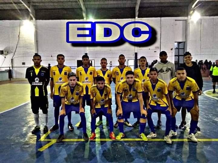 EDC_FC's tweet photo. Boa família ontem saímos dentro de quadra com os 3 pontos garantido, agradecemos a presença de todos os torcedores e amigos que compareceram

EDC 4x2 Cidade Grande

⚽ 1 @JheffyPrieto 
⚽ 1 #MatheusGalvao
⚽ 1 @klaiver38105903 
⚽ 1 #Barbosa https://t.co/T232sTq6kF