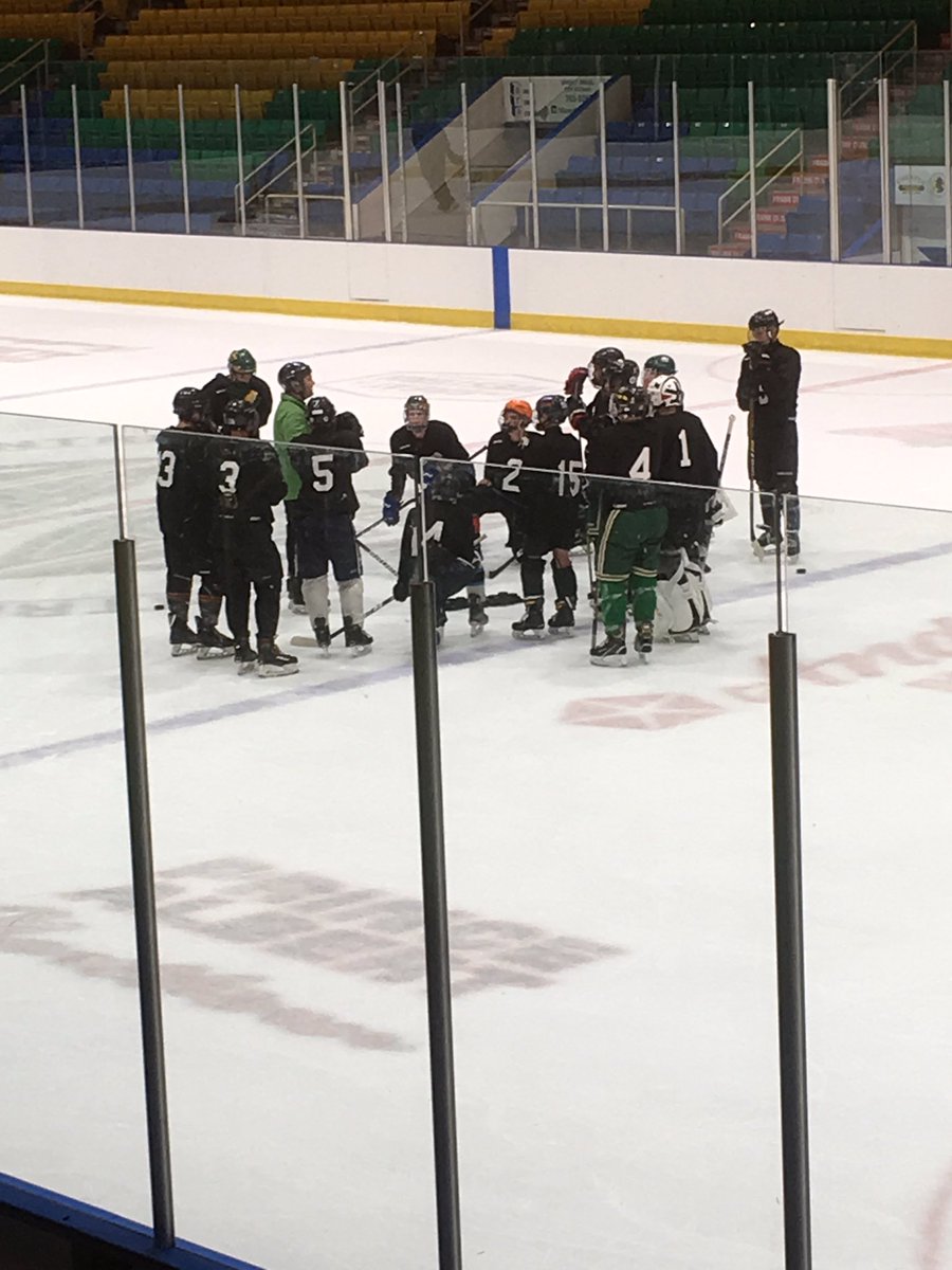 PA_Mintos's tweet photo. Day 1 Mintos Fall Camp opens with Team Black practice #futuremintos #letsgocamping https://t.co/38I8AdN0JJ