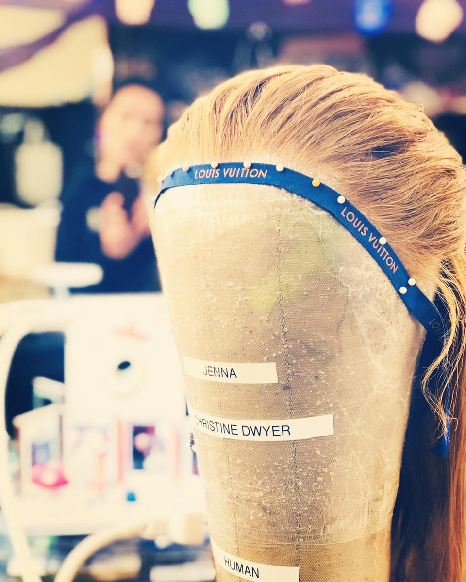 CteenDryer's tweet photo. Another flashback to the end of Jenna as a blonde and the beginning of me geeking out that I get to wear @SaraBareilles brunette wig. I’m not gonna lie. I was pretty excited. #herhairisfullofsecrets #sisterhoodofthetravelingwig #dwyeratthediner #sugarbutterdwyer @WaitressTour https://t.co/zLNxzgqFqk