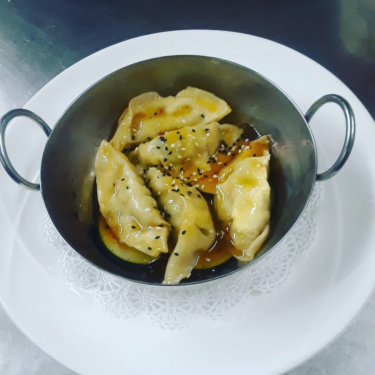 PlanBClub's tweet photo. Our special this evening is Chicken and Veggie Potstickers dripped in Mango and Soy Sauce 🥟😋 https://t.co/oJQqQTxFAM